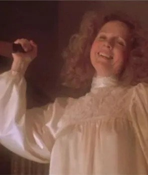 MARGARET WHITE (CARRIE)