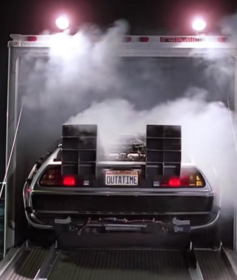 DeLorean Time Machine (Back to the Future)